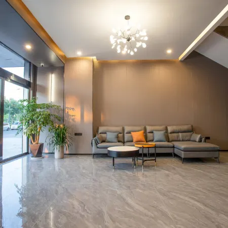 Jinhu Yunji Light Residence Hotel