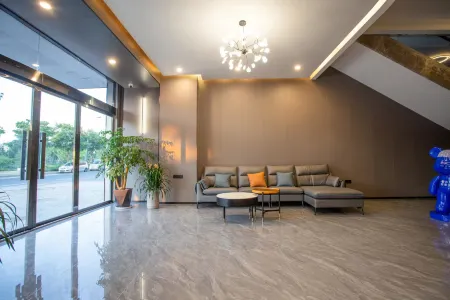 Jinhu Yunji Light Residence Hotel