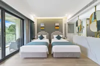 QIONGHAI LAKE VIEW FAMILY RESORT - Balkoner