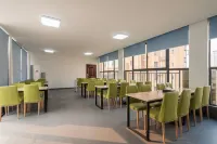 Orange Tree Hotel (Ziyang Wanda Plaza)