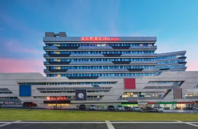 Ibis Hotel (Nanjing Lishui Station Tianli Plaza Branch) Отели в г. Нанкин