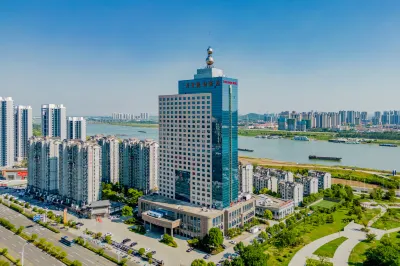 Lexes Global Hotel Các khách sạn ở Bạng Phụ