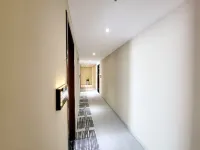 Rebar Cloud Hotel (Shiyan Yunxi Hongzhi) Hotels in Yunxi