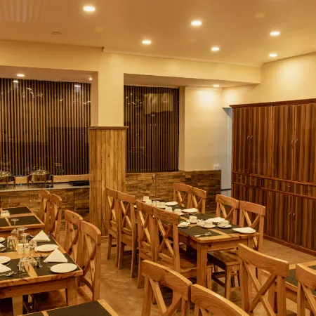 Hotel Fewa Camp