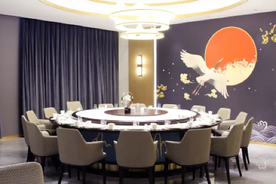 Hancheng Yijia Wenjing Hotel