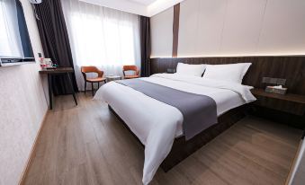 Home Inn Boyun Hotel (Haimen International Automobile City)