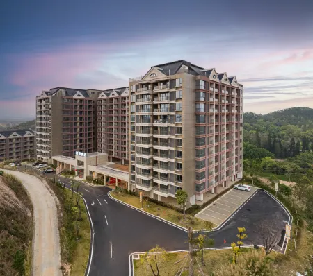 Four Seasons Отели в г. Тайшань