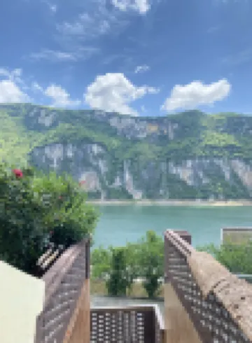 Shiguang Bushe Homestay