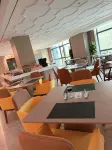 Vienna International Hotel (Dehong Mangshi Airport) - breakfast