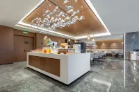 Atour Hotel (Jiangmen Huayin Plaza Branch)