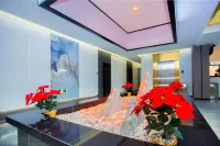 Qingfeng Xiaozhu Hotel