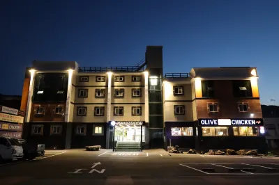 Suanbo Hot Spring Healing Hotel Hotels near Chungjuho Lake