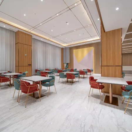 Ibis Styles Hotel (Kuitun Duku Expressway Junction)