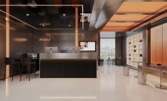 Cyber Firefly E-Sports Hotel (Yichang Zhongnan Road Changjiang Plaza Branch)