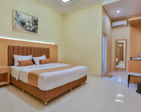 The Horizontal Hotel Pacitan Hotels in Pacitan Regency