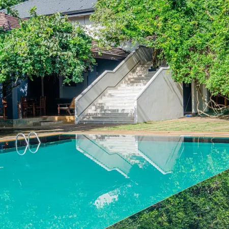 Pinthaliya Resort