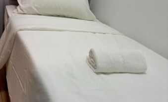 Cozy 2B1R 4pax condo Forest City 3A-3202