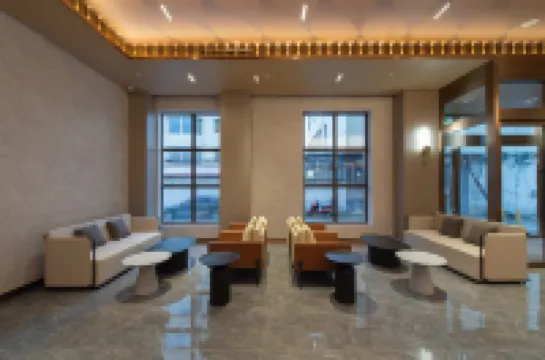 Starwayホテル(大同古城西門)