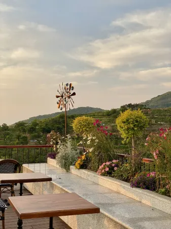 Qingdao Fancuige Homestay (Lushan Scenic Area) Отели рядом с достопримечательностью «Laoshan Taiqing Palace»