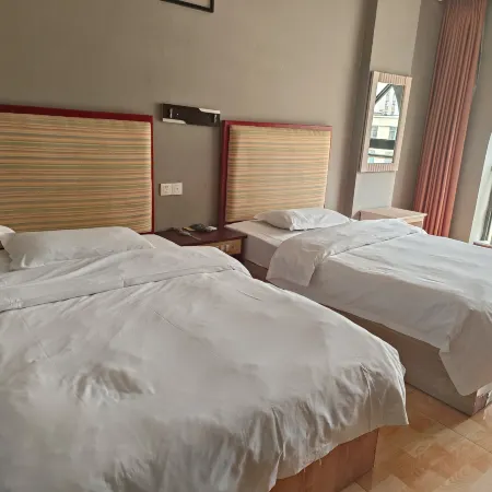 Jifeng Hotel (Wenshan Shuofeng Xintiandi Everbright Plaza Store)