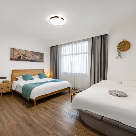 Tonglu Yifang Xiaoyuan Homestay (Yaolin Fairyland) Отели рядом с достопримечательностью «Sanzhai Liuyuan»