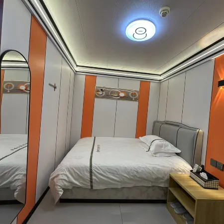 Huishui Lianjiang Holiday Hotel
