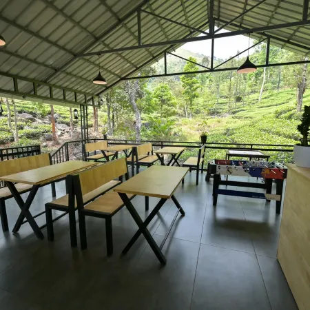 Vythiri Tea Valley I Best Hotel in Wayanad l Hotels in Vythiri Wayanad Отели рядом с достопримечательностью «Водопады Меенмутти»