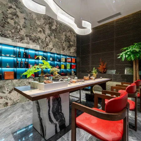 Elong Hotel (Bayi Road Underground Commercial Street, Jiangyuan Middle Road, Golmud)