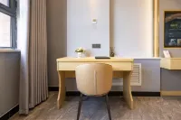 Yining Jialv Hotel (Yining Railway Station)