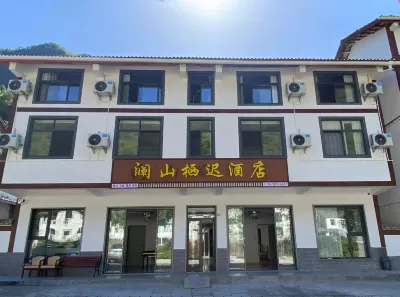 Lanshan Qichi Hotel Hotel in zona Micang Mountain Ancient Plank Road