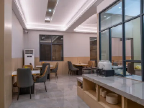 zuolinshejizhinengjiudian Hotels in Xuanwei