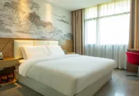 Yiju Hotel (Xiangyang Renmin Road Tianyuan Siji City Branch)