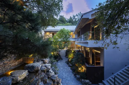 Gushu Meditation Mountain House (Xinmi Fuxi Mountain)