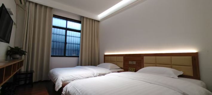 Changyang Bawan Homestay Farm Stay Hotels in Changyang Tujia Autonomous County