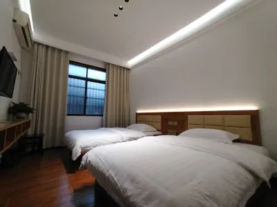 Changyang Bawan Homestay Farm Stay Hotels near Qingjiang Big Buddha