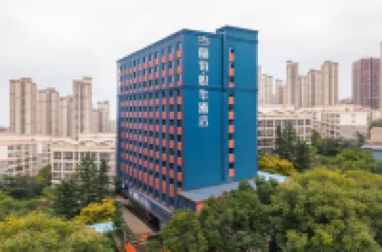 Lanmei Yuehua Hotel (Little West Lake Subway Station)