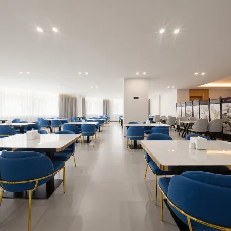 Lichun Wenlan Hotel, Shuanghe City