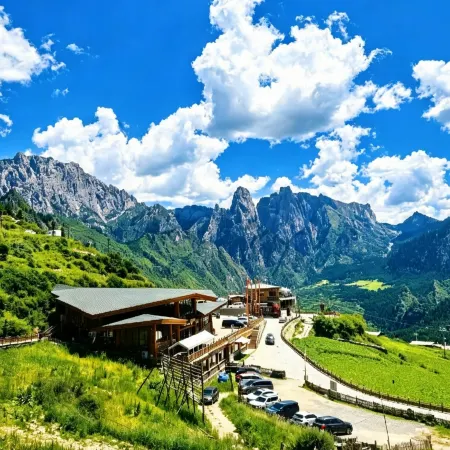 Xiangyunduan Alaya Boutique Stay (Zagana Scenic Area)