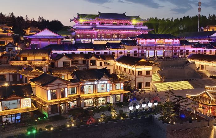 Yanbian Longjing Hailantai Banshanyue Homestay