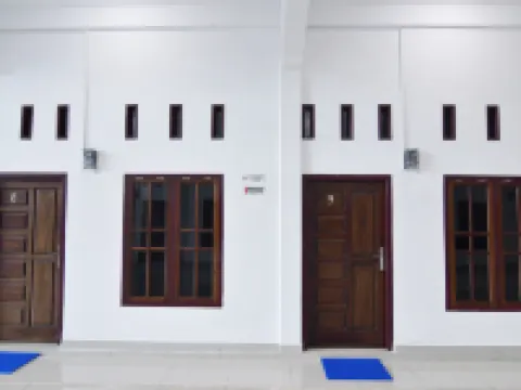 Rich Guesthouse Hotels in Jambi