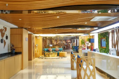 M-one Hotel - Barer