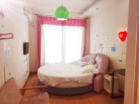 金桂酒店(郫县龙湖天街电子科大店) - 浪漫情侣圆床房