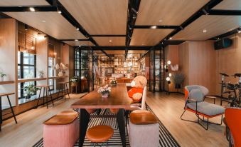 Nanjing Xinjiekou Netease Cloud Music Atour X Hotel