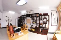 Dahongshan Root Carving Culture Industrial Park