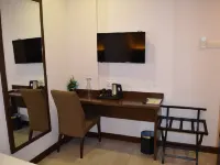 日出酒店 鄰近鄧普勒路站的酒店