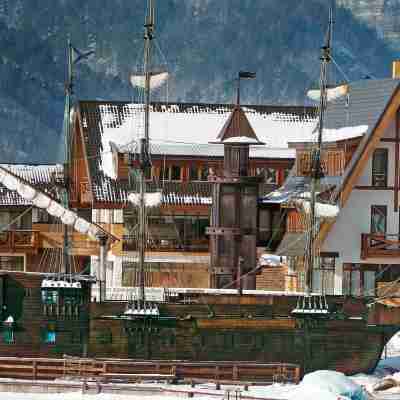 阿納斯塔西婭酒店 Hotel Exterior