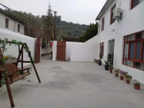 Cixi Xishuiya Residential Residence Hotels near Da Peng Mountain Xianfo Valley Scenic Area