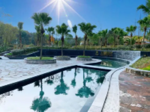 West Hot Spring Resort Hotel di Provinsi Beichuan