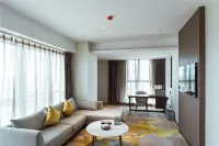 Zhangjiagang Huafangxincheng Hotel - Balcony