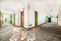 Vienna 3 Best Hotel (Miaojiang West Road Store) Hotels in Taijiang